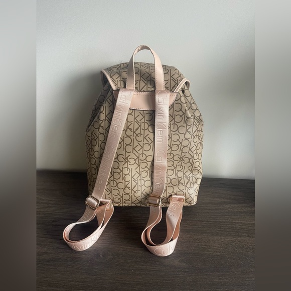 Calvin Klein backpack - Picture 2 of 7